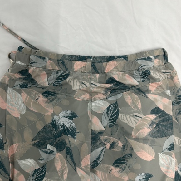 Madeleine Sports Jogging-Trousers - Picture 8 of 9